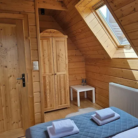 ヴィラ Swierkowka - Dom Z Bali