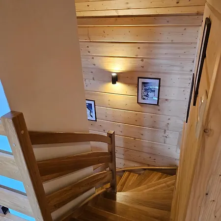 Swierkowka - Dom Z Bali ザコパネ